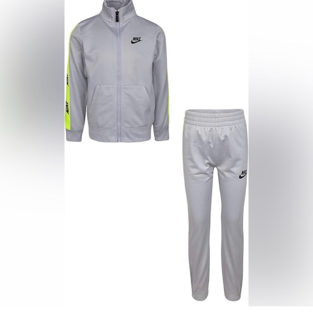 Nike Boys 2 Piece Track Set Size 6 NWT Jacket Pants Athletic Tracksuit Kids